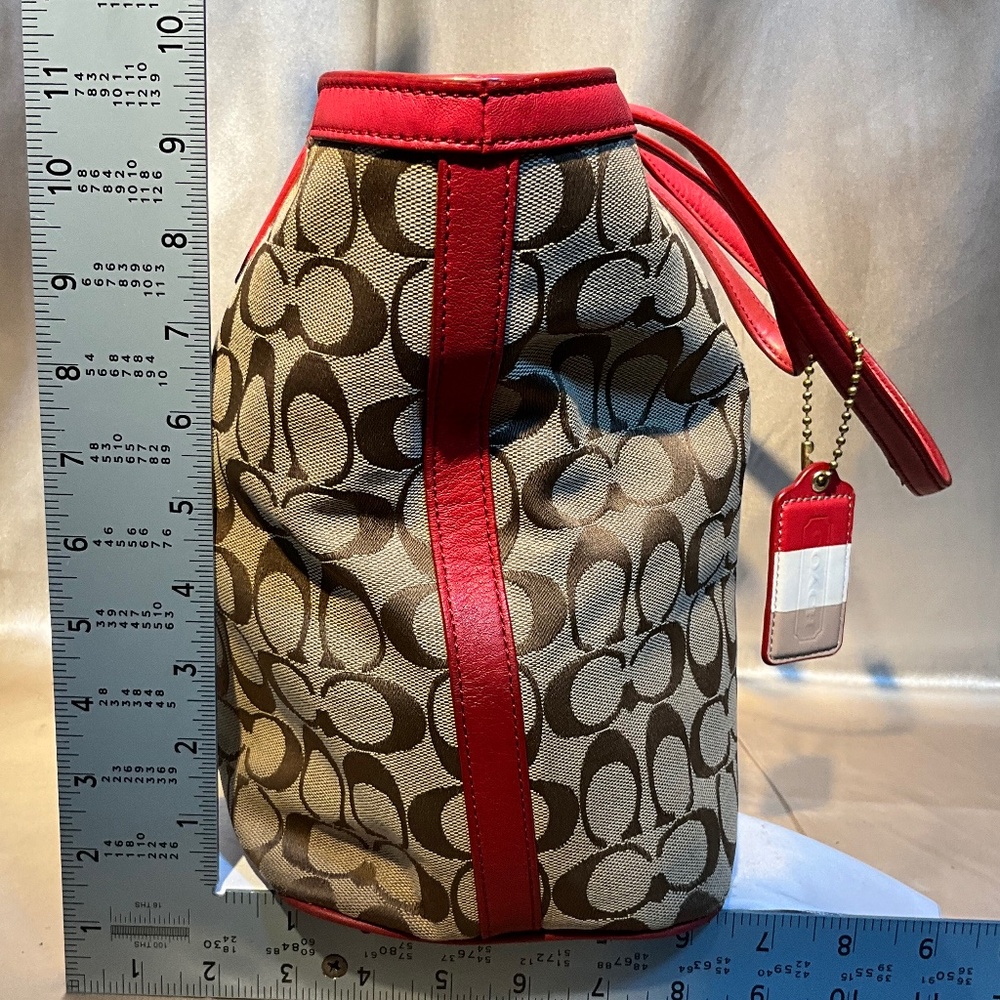 Coach signature print tote w/ red leather trim. 20-H10Da - Picture 4 of 7